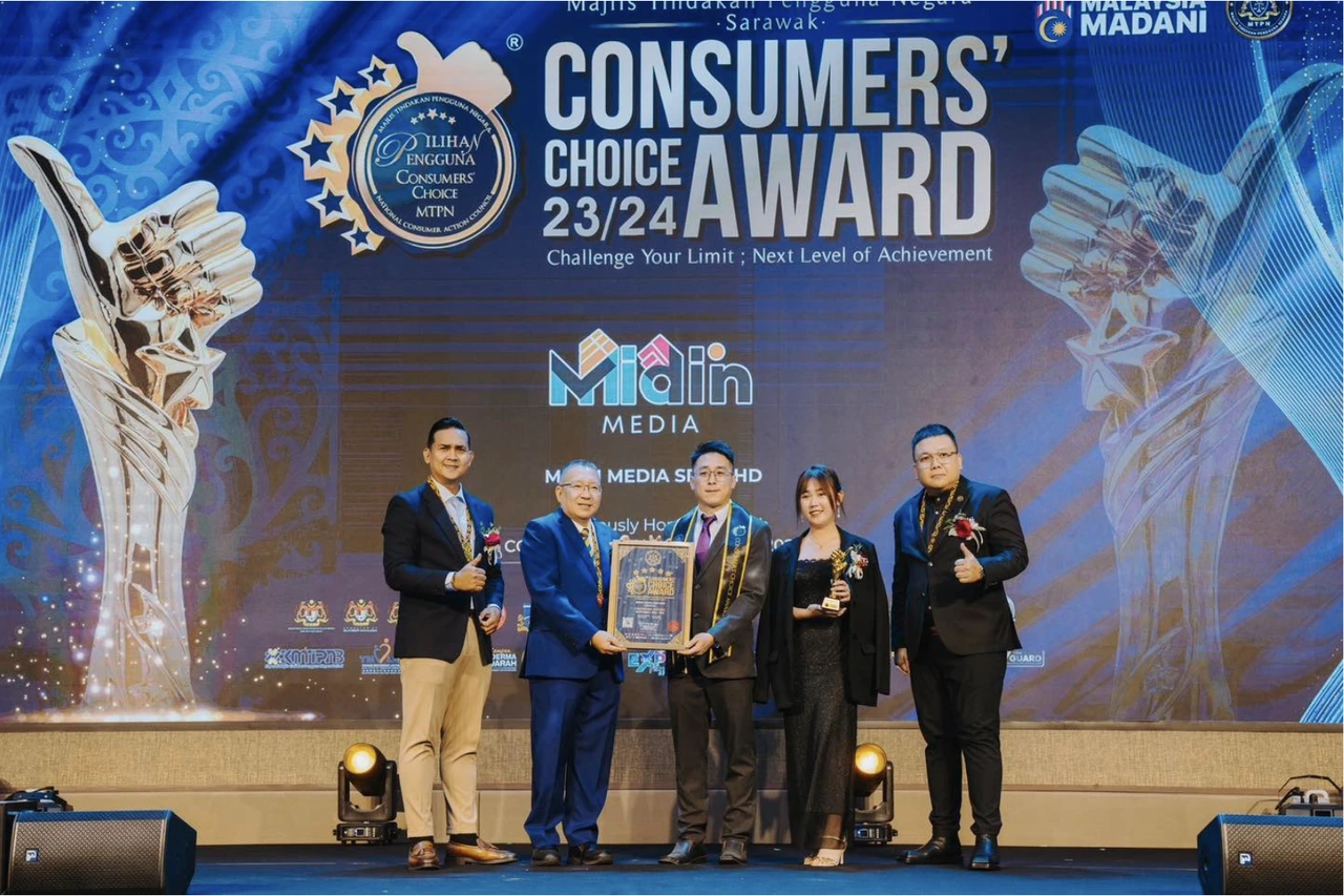 Midin Media team at the Consumers’ Choice Award 23/24 ceremony